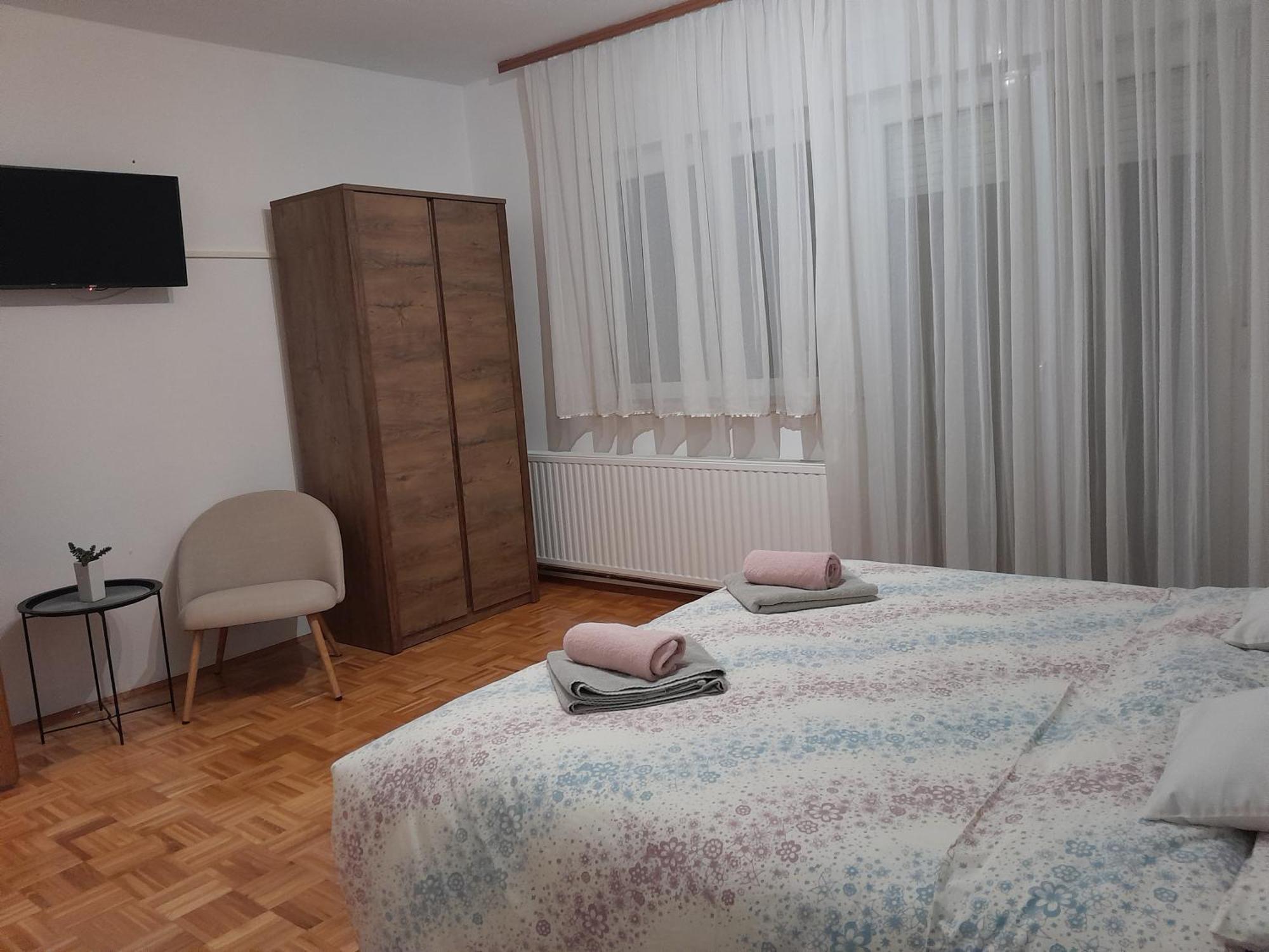 Apartman Kod Dide I Bake فوكوفار المظهر الخارجي الصورة