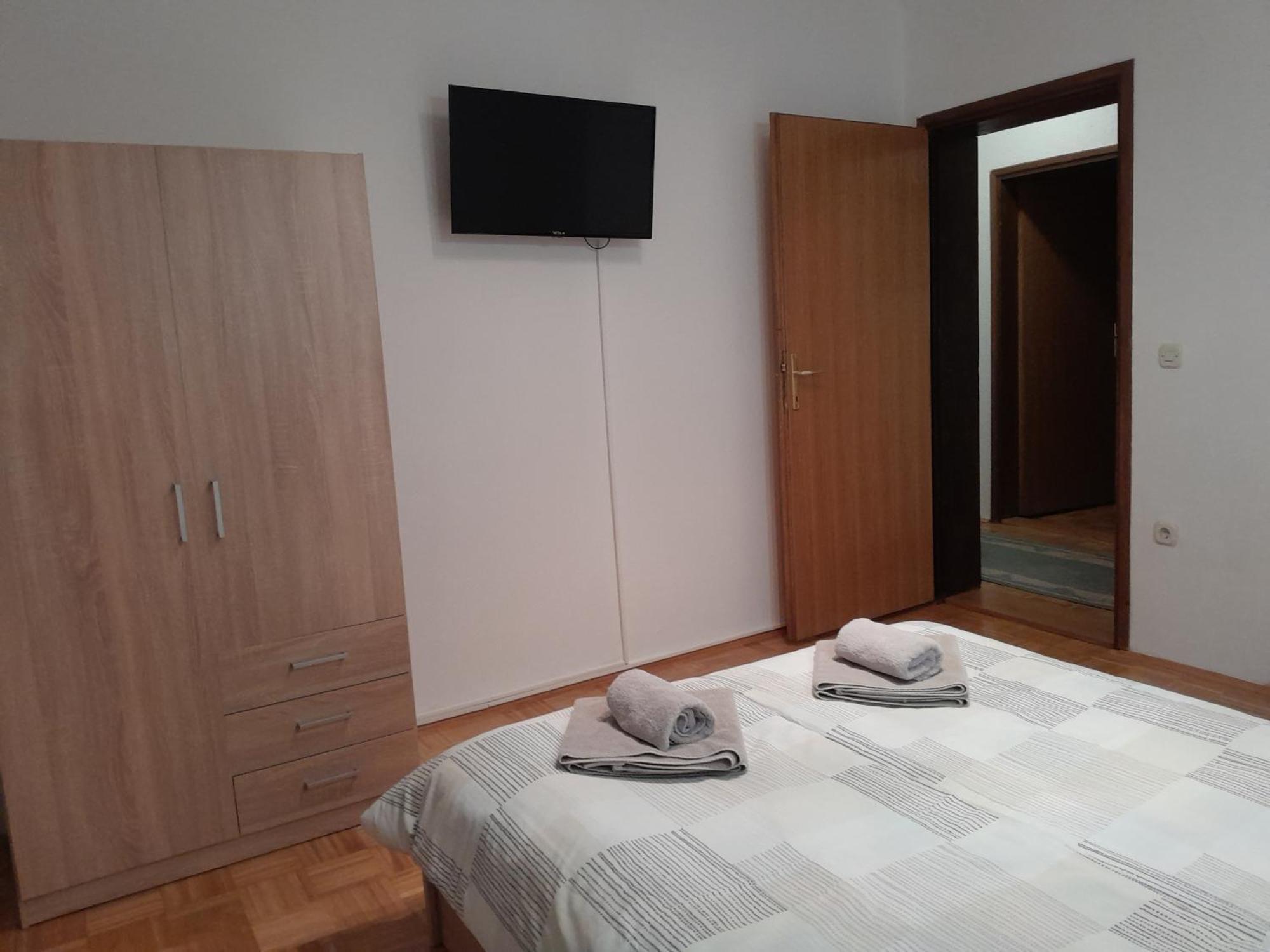 Apartman Kod Dide I Bake فوكوفار المظهر الخارجي الصورة