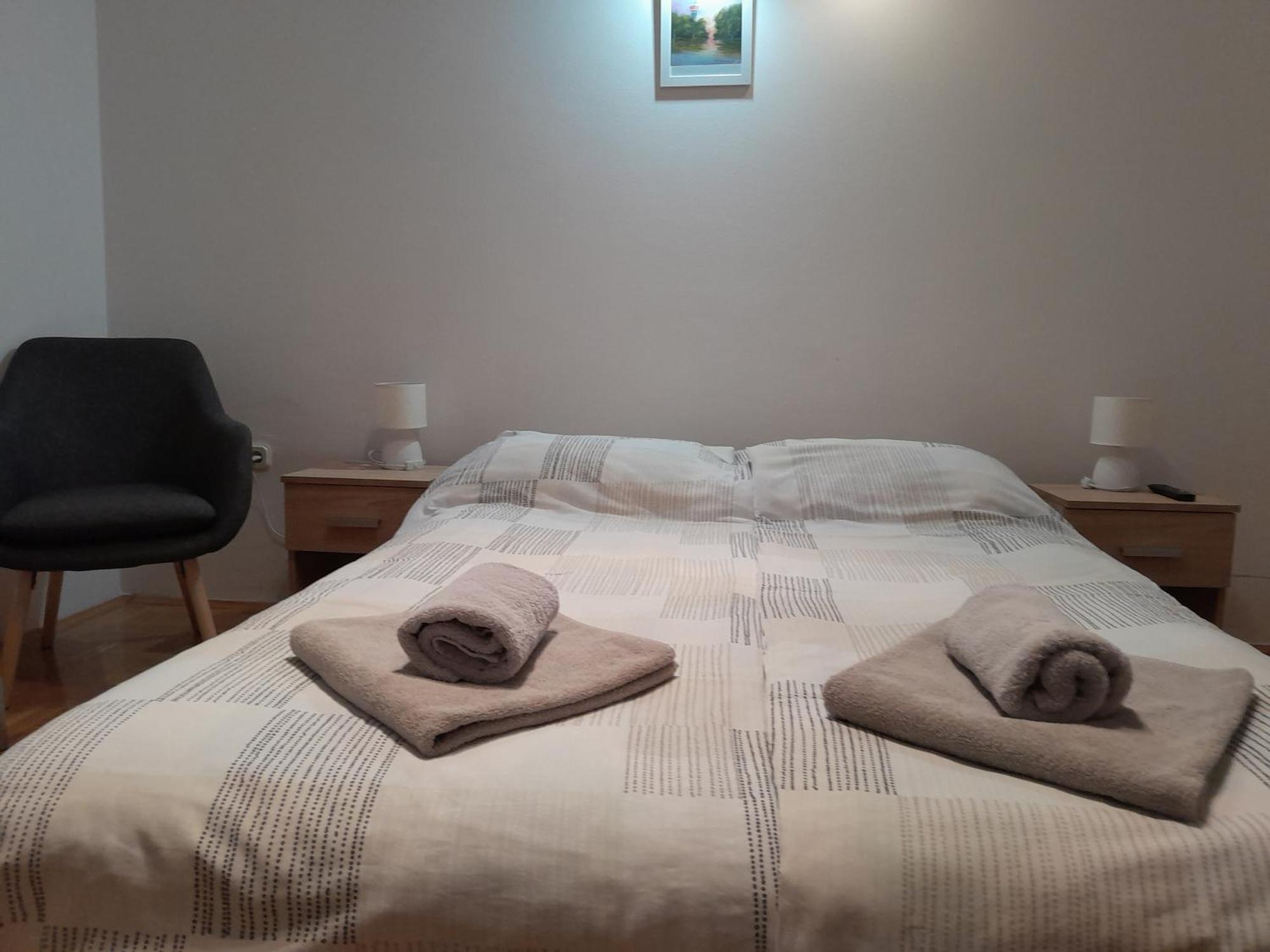Apartman Kod Dide I Bake فوكوفار المظهر الخارجي الصورة